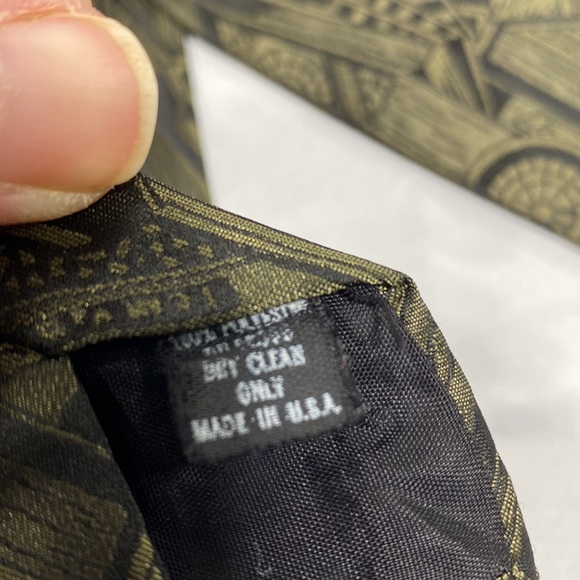 Florencio Vintage Game Boards and Darts Print Tie - Picture 5 of 5